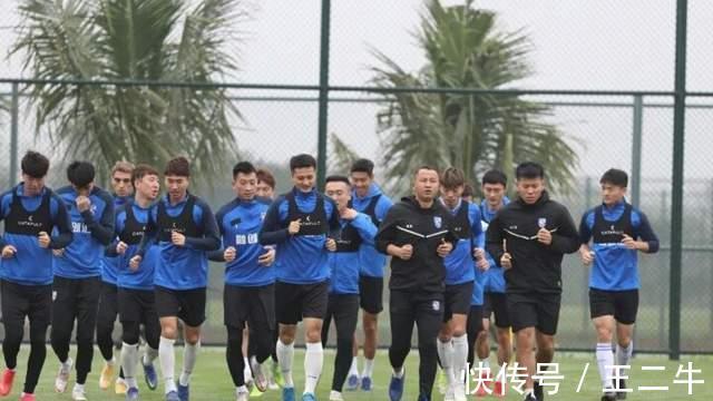 国脚|起飞了!中超升班马连签三外援,国脚超过八人,2022赛季值得期待