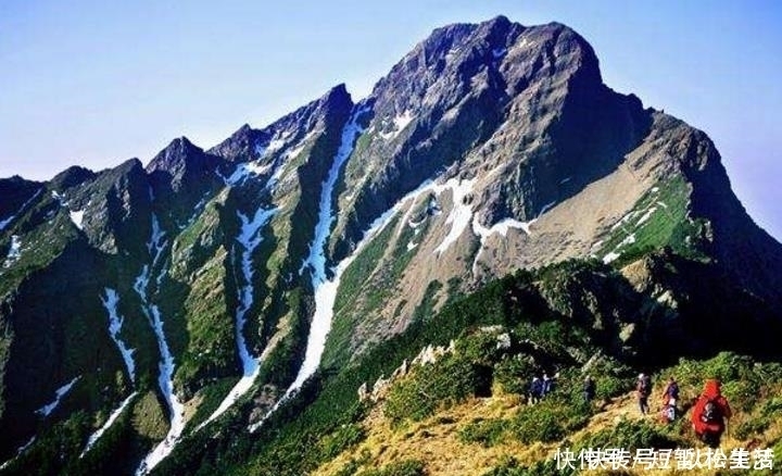 峨眉山|闻名于世的中国十大名山，风景美如画，你去过几座山？