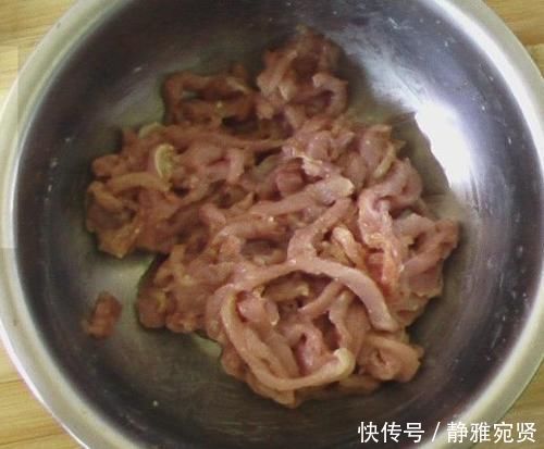 炒肉丝,有人加淀粉有人加鸡蛋,大厨:多加这1味,肉丝细嫩爽滑