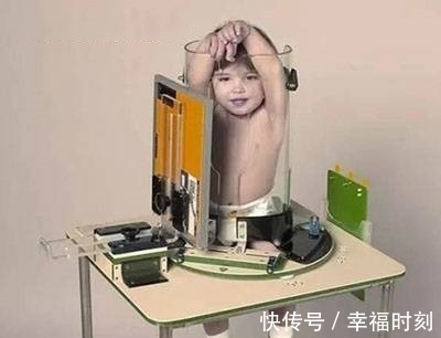 真相|婴儿被塞进玻璃瓶内,让人气愤,得知真相让人哭笑不得!