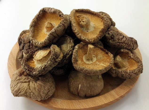 香菇与此物同吃,胜过“阿司匹林”,血栓消失不见,血压骤降