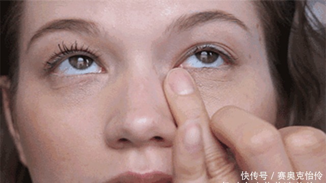 遮瑕膏|长痘痘能化妆吗？不行，但要见重要客户，不化妆不行啊，怎么办？