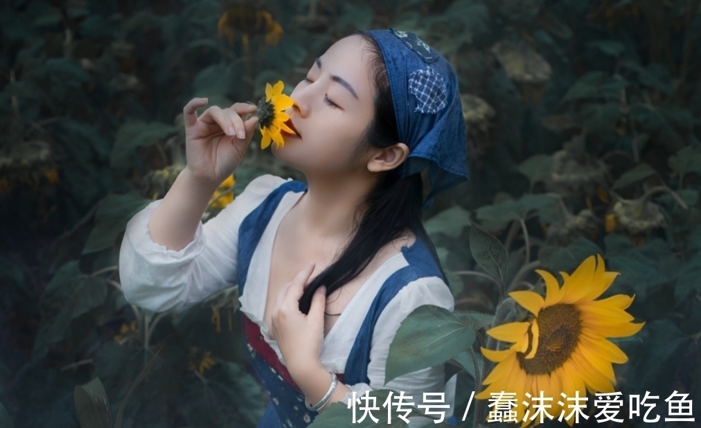 碧汉!原创对联·十二副丨抱十里荷塘,花开若雪;依一弯柳岸,萍聚连根