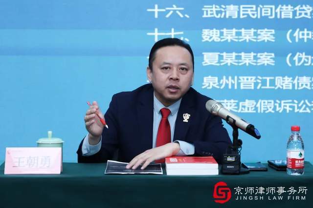 t01402fe13b610ddd95.jpg?size=640x427