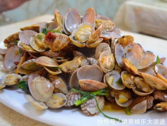 花蛤|想吃花蛤怕沙多,老妈这样做30多年,来回摇晃几遍,花蛤自动吐沙