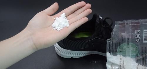 异味|不管鞋子有多臭,只需撒一把,几分钟去除鞋臭味,早学早受益