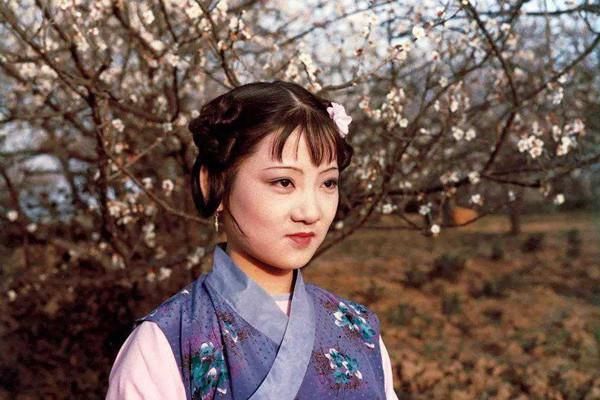  陈年|放风筝除晦气，能治好林黛玉的陈年疾病？绛珠仙子魂归太虚：惨烈