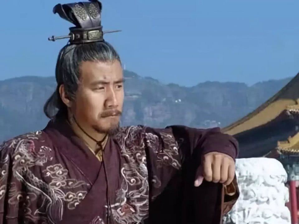 没钱|他没钱回家,将4岁女儿卖掉凑路费,朱元璋:阉了他