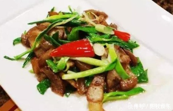 冬季天冷，女人常吃的菜，手脚不冷，抗衰老，轻松吃出好气色！