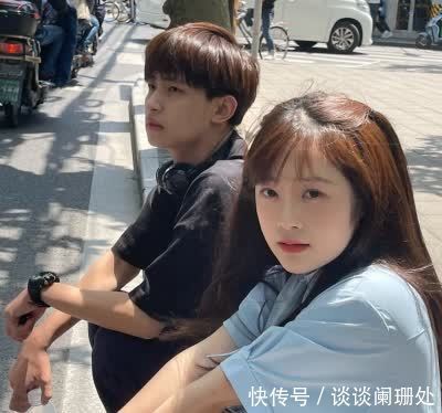 男生|男生戴小皮筋说明已脱单,那女生呢?三个特征出卖了她