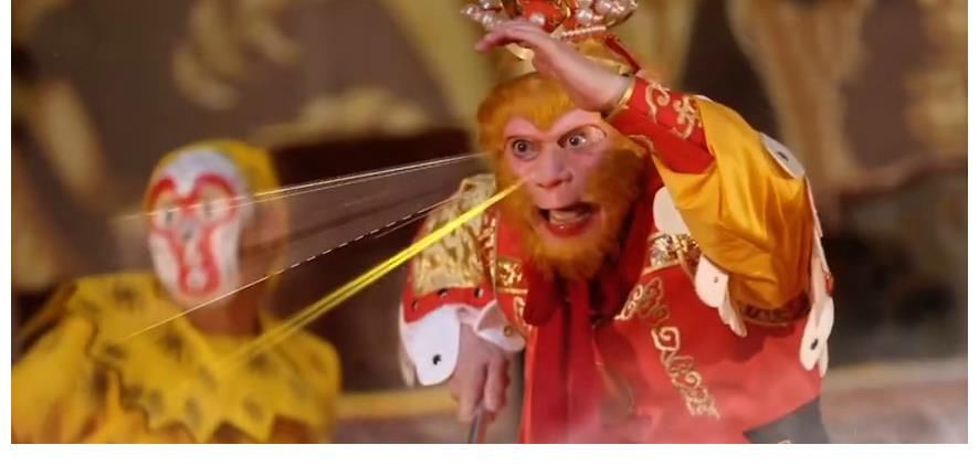 六小龄童|《萌探》感人一幕!六小龄童仔细确认面具是否开了,杨紫表现好暖