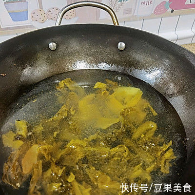 酸菜|这道家常酸菜鱼藏着小惊喜，瞬间征服你