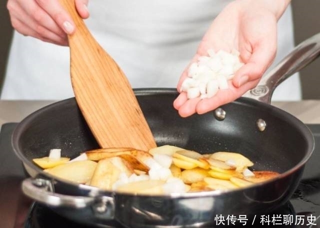 蛋饼|快手早餐西班牙土豆蛋饼,谁能抵得住?