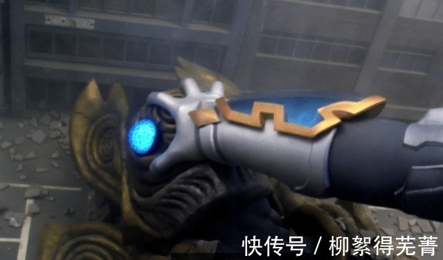 泽塔|泽塔奥特曼德塔尔天爪失控,捷德式暴走打法再现,泽塔手撕宇宙海贼!