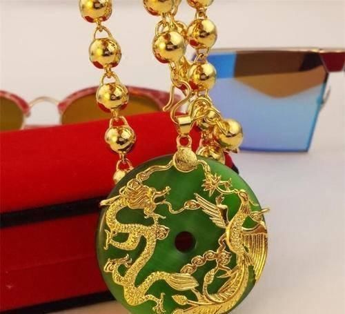 买金首饰应该怎么选店员内行人都买这3种,耐用还保值