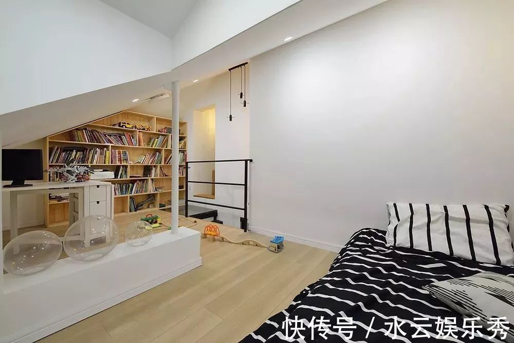 装出|夫妻买下48㎡带阁楼二手房,装出3室1厅+书房,5口之家太幸福了!