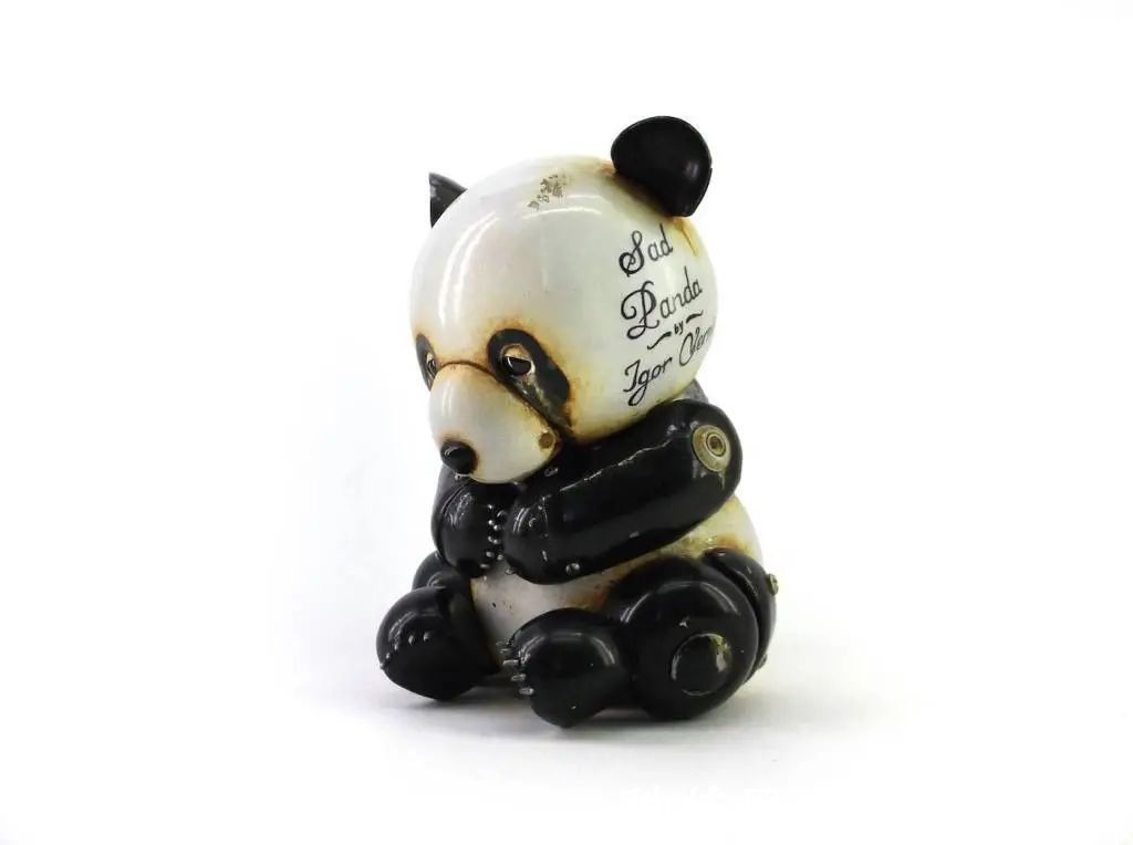 雕塑家$雕塑家收集废铁,打造朋克风金属动物,制作过程和作品都非常酷