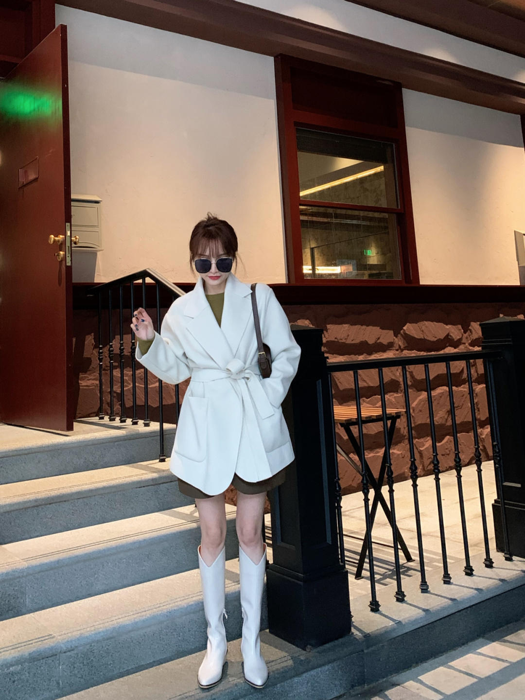 美女|今冬最迷人的一双鞋:长筒靴,尤其是这3色,真是绝了!