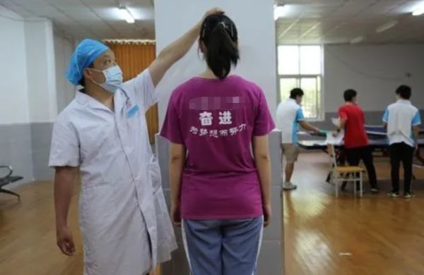 积食|13岁女孩身高突破168cm,1物或是身高“助长剂”,孩子平时可多吃