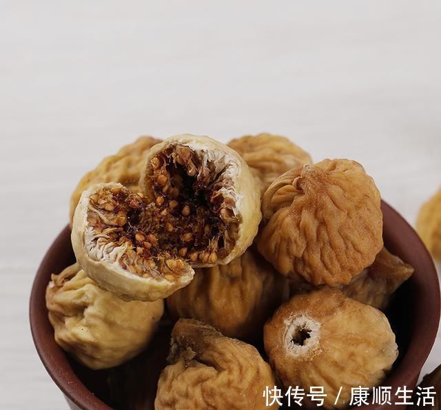 黑巧克力|别看它不起眼, 却是高血压的“天然克星”, 经常吃血压只降不升