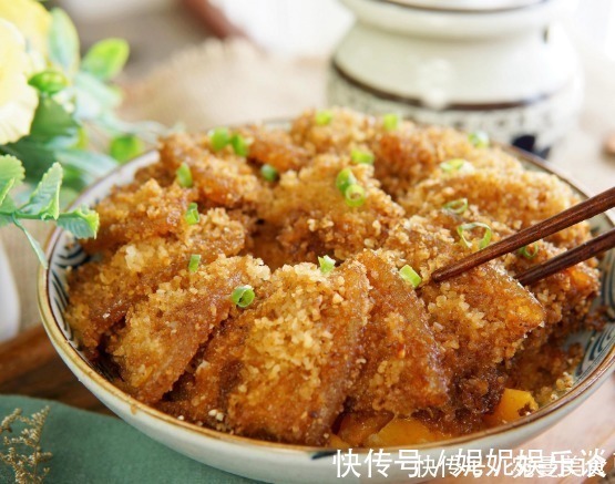 老一辈|做粉蒸肉，老一辈传下来的3个窍门，五花肉酥烂不腻，米粉不夹生