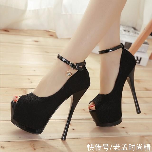 高跟鞋|这几款才叫恨天高，看你能不能驾驭住?