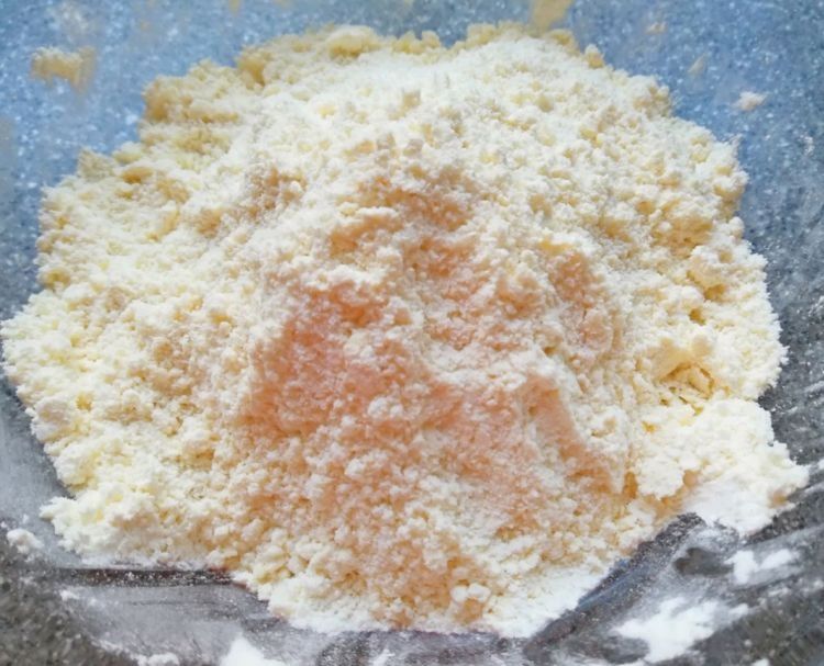 香蕉蔓越莓司康，香蕉和蔓越莓风味浓郁，做零食很棒