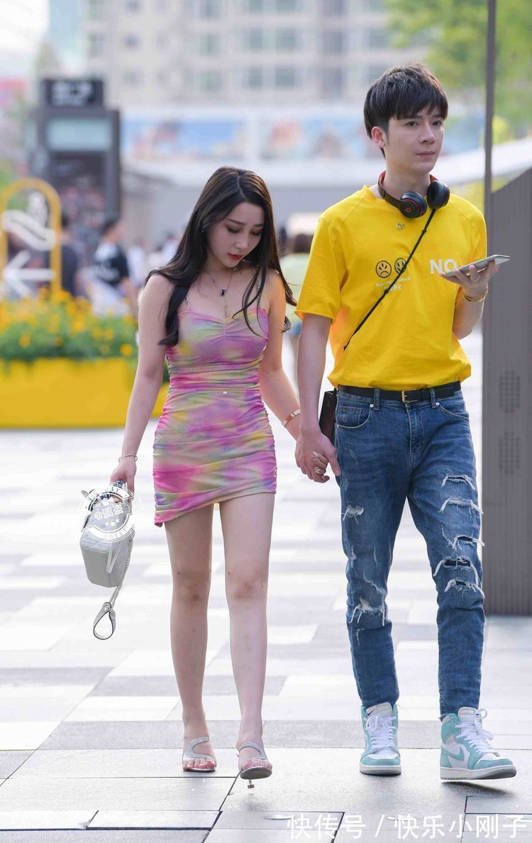 优雅 精致优雅的连衣裙穿搭展现时尚的格调,轻盈舒适又好看,端庄大气