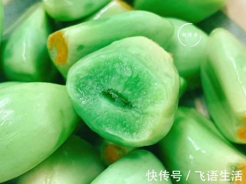 米醋|腌腊八蒜时,牢记别放错“醋”!多加这2味,又香又脆,绿如翡翠