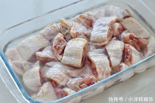 蒸鸡翅你吃过吗比可乐鸡翅简单,口感嫩滑鲜美