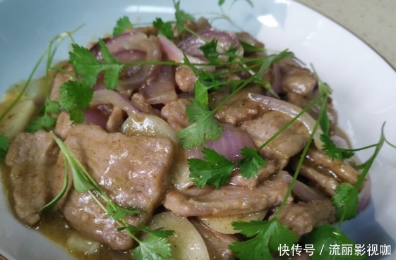  好吃|炒牛肉时，牢记2个技巧，牛肉鲜嫩爽滑，好吃又下饭