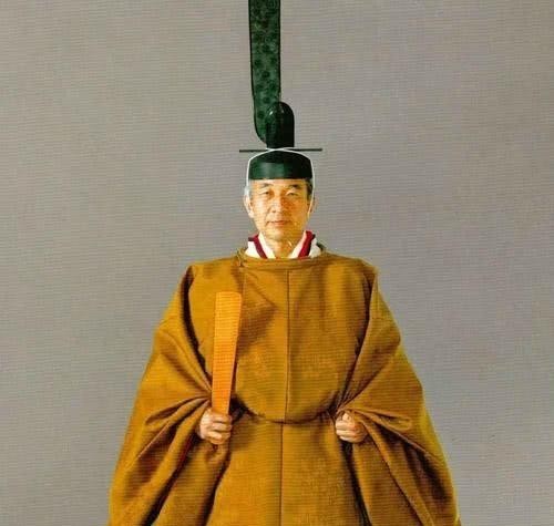 生活|日本天皇平常是怎么生活的呢?