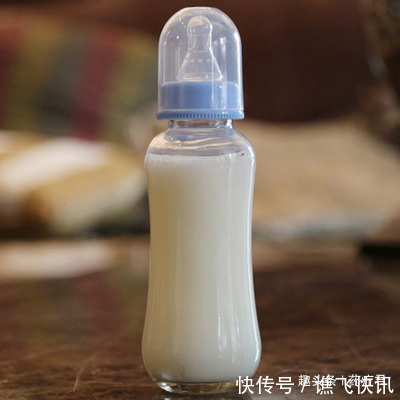 母乳|宝妈辛苦攒下200袋“冷冻母乳”,却被婆婆偷偷倒掉,宝妈气炸了