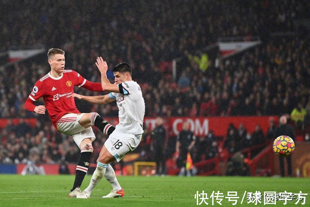 朗尼克|27分钟3球！曼联进攻多点开花，C罗超越索尔斯克亚