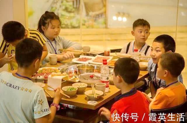 小蛋糕|孩子6岁前脾胃虚弱,有几样食物要少吃,以免伤脾又害胃