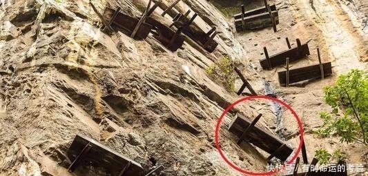 古人为何说“宁试他人棺,莫穿他人鞋”?穿别人鞋子会有何后果?