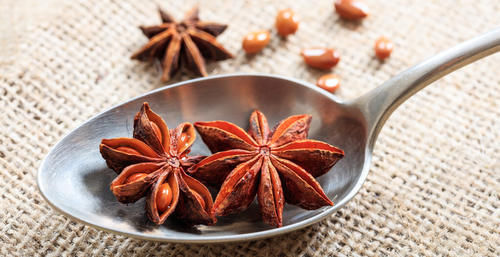 卤牛肉时,这3种香料,宁可不用也不能多放,否则牛肉不香,越卤越苦