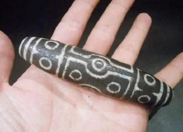 机缘巧合|李连杰机缘巧合得“天珠”,价值上亿,马未都认为是“天珠之王”