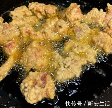 炸制|炸酥肉,别直接下锅炸!大厨教你4招,肉质酥脆可口,久放不回软