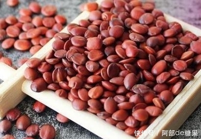 失眠|晚上易失眠多梦?用此物泡水,睡前来一杯,告别失眠,远离黑眼圈