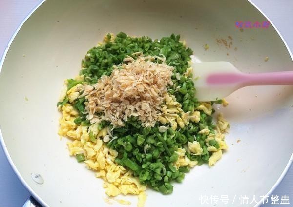 豇豆角|这东西不怕过期,现在6块钱一斤,抓紧多买点,天冷了很难买到!