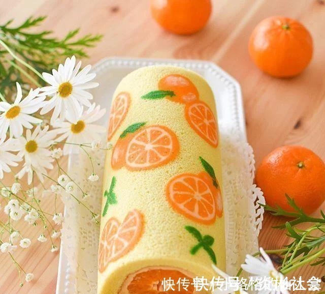 被称为美食料理达人的日本妈妈,做的蛋糕切开后,惊艳整个朋友圈