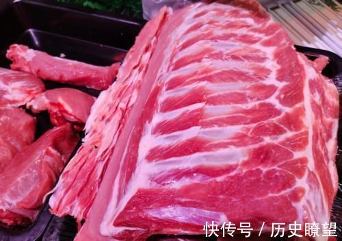 煲排骨汤|买排骨,要分清“前排”和“后排”,肉贩:口感差别大,买错不好吃还浪费钱