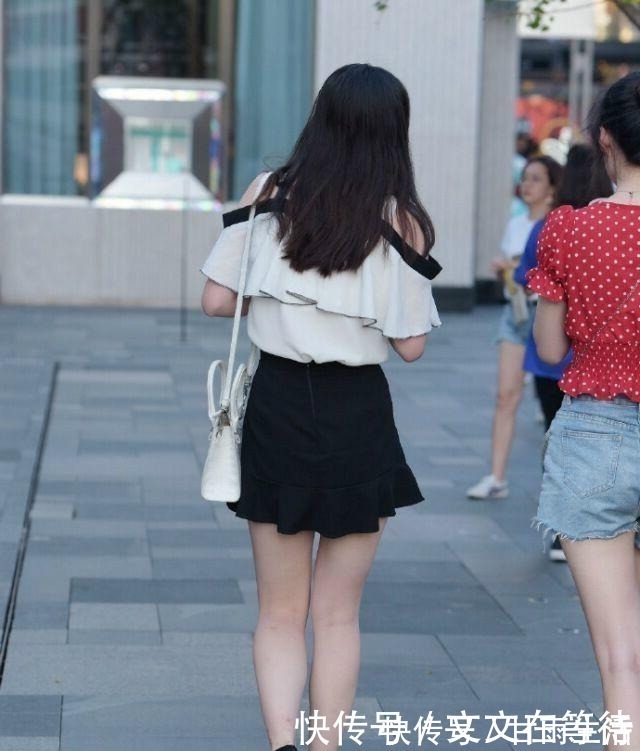 圆领 连衣裙的打扮回头率超高,带来帅气装扮,显瘦又高挑