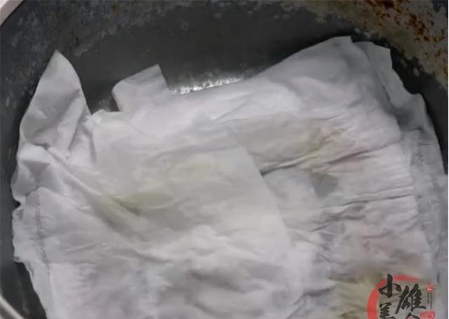 电饭锅内部铺一张纸，想不到这么厉害，大多人都不懂，早学早受益