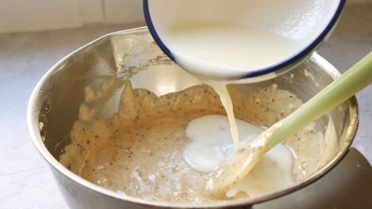 自己在家做枣泥蛋糕，低脂低糖，松软可口，真好吃