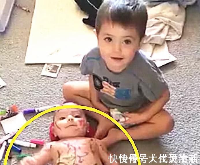 水彩|妈妈让小哥哥照看2胎宝宝,接下来哥哥的行为妈妈笑喷了