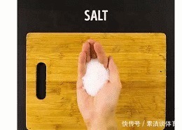 小苏打|卫生间异味太难闻?放上它,一年不清洁都不会有异味!