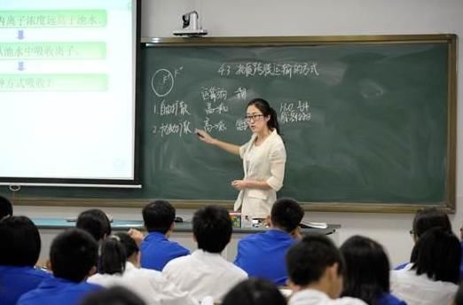 中小学教师岗全面扩招，这类学科教师成“刚需”，师范生可别错过