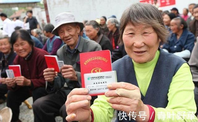 购房|三四线遭遇“回乡潮”，进城购房的家庭，或成为村里的“另类”